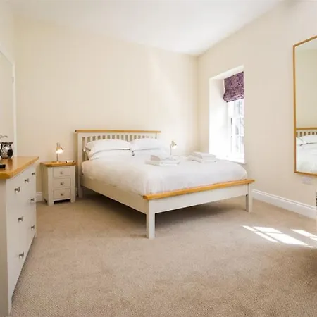 Waterfoot - M.y Raven Sleep 6 * Dacre (Cumbria)