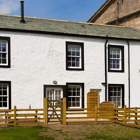 Waterfoot - M.y Raven Sleep 6 Dacre (Cumbria)